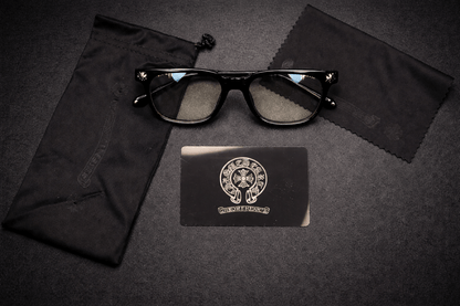 LUNETTES SIGNATURE ULTRA TENDANCE – MONTURE ÉLÉGANTE ET CONFORT MODERNE